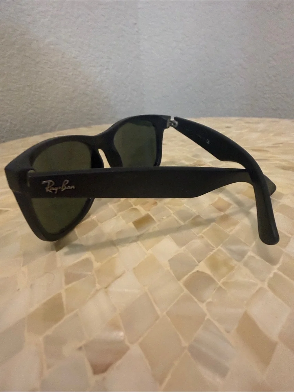Ray-Ban Black wayfarer Frame Sunglasses with Dark Lenses